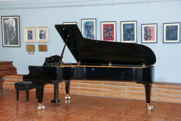 Он был армянином на 1000%: Павел Коган об Араме Хачатуряне и любви к Армении Он был армянином на 1000%: Павел Коган об Араме Хачатуряне и любви к Армении - Sputnik Армения