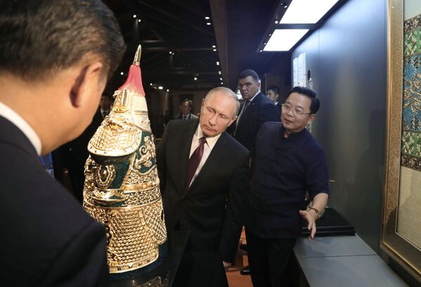 2017 թվականի սեպտեմբերի 3: ՌԴ նախագահ Վլադիմիր Պուտինը Սյամենում Չինաստանի մշակութային ժառանգության ցուցահանդեսին: - Sputnik Արմենիա