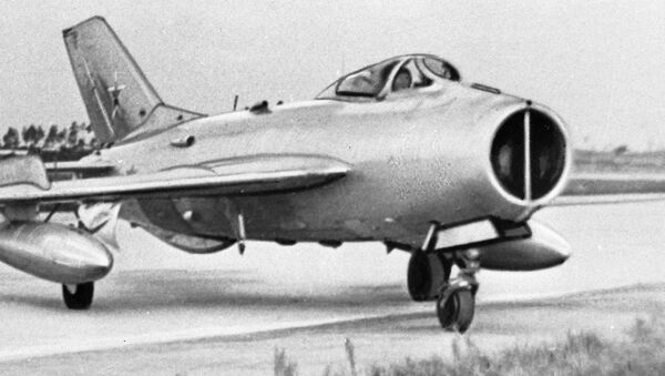 Самолет МИГ-19 - Sputnik Արմենիա
