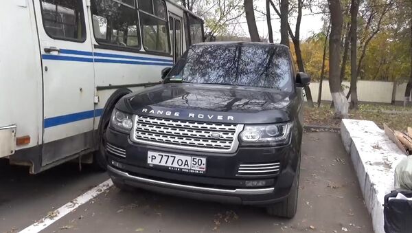 СПУТНИК_Полиция обнародовала кадры найденной машины красногорского стрелка - Sputnik Армения