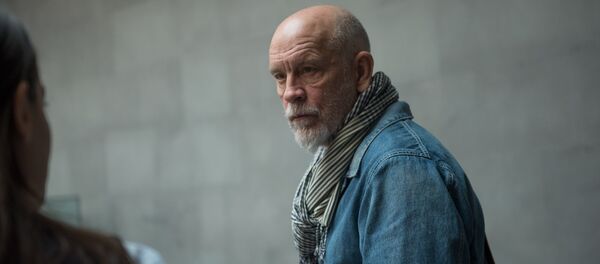 Джон Малкович посетил Музей Геноцида армян в Цицернакаберде Джон Малкович посетил Музей Геноцида армян в Цицернакаберде - Sputnik Армения