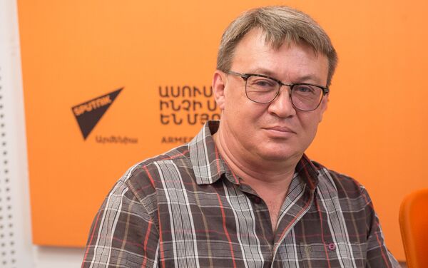 Роман Барон в гостях у радио Sputnik Армения - Sputnik Армения
