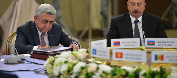 Президенты Армении и Азербайджана Серж Саргсян и Ильхам Алиев Президенты Армении и Азербайджана Серж Саргсян и Ильхам Алиев - Sputnik Արմենիա