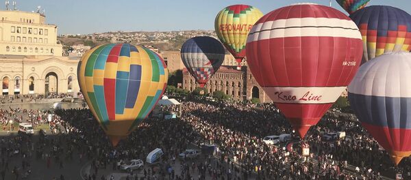 Ереван отметил 2799-летие со дня своего основания - Sputnik Армения