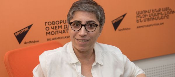 Анаит Абад в гостях у радио Sputnik Армения - Sputnik Արմենիա