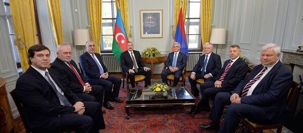 Встреча президентов Армении и Азербайджана Сержа Саргсяна и Ильхама Алиева в Женеве - Sputnik Արմենիա