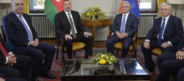 Встреча президентов и глав МИД Армении и Азербайджана Сержа Саргсяна, Ильхама Алиева, Эдварда Налбандяна и Эльмара Мамедъярова - Sputnik Армения