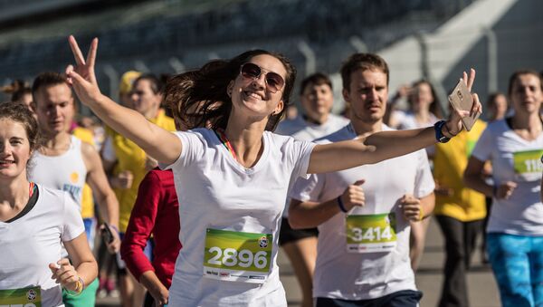 Участники фестивального инклюзивного забега на 2017 метров, проходящего в рамках Всемирного фестиваля молодежи и студентов в Сочи - Sputnik Արմենիա