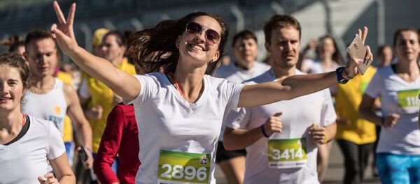 Участники фестивального инклюзивного забега на 2017 метров, проходящего в рамках Всемирного фестиваля молодежи и студентов в Сочи - Sputnik Արմենիա