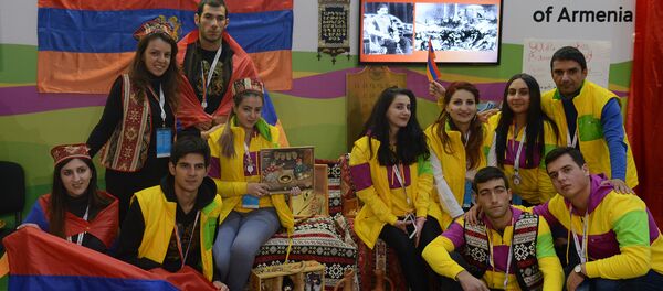Стенд Армении на Всемирном фестивале молодежи Стенд Армении на Всемирном фестивале молодежи - Sputnik Армения