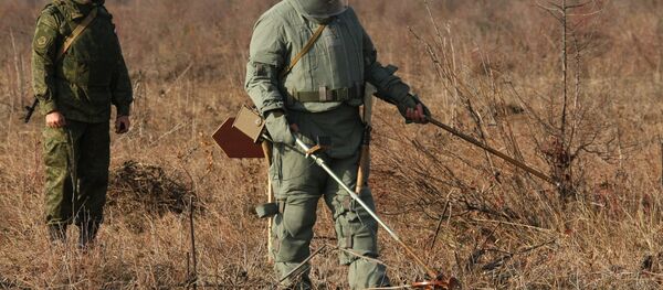 Саперы инженерных войск Южного военного округа. Архивное фото - Sputnik Армения