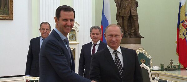 Спутник_Асад на встрече с Путиным поблагодарил Россию за помощь Сирии Спутник_Асад на встрече с Путиным поблагодарил Россию за помощь Сирии - Sputnik Армения