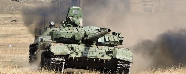 Танк Т-72Б Танк Т-72Б - Sputnik Армения