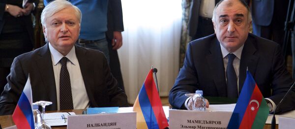 Эдвард Налбандян и Эльмар Мамедъяров Эдвард Налбандян и Эльмар Мамедъяров - Sputnik Արմենիա