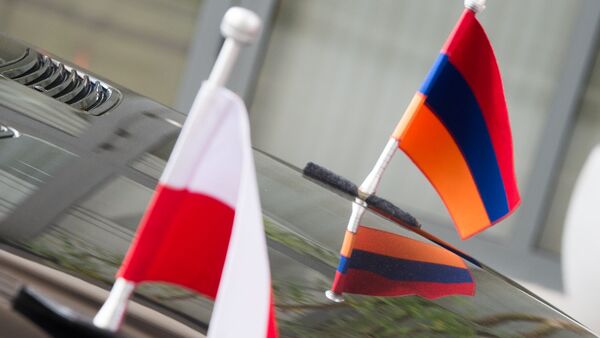 Флаги Армении и Польши - Sputnik Արմենիա