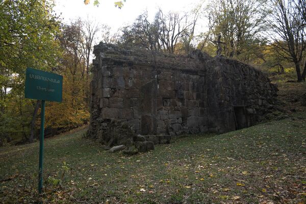 Զբոսաշրջիկները հիացած են. Հայաստանի հիասքանչ, սակայն քիչ ծանոթ 5 լավագույն վայրերը Զբոսաշրջիկները հիացած են. Հայաստանի հիասքանչ, սակայն քիչ ծանոթ 5 լավագույն վայրերը - Sputnik Արմենիա