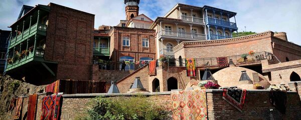 Исторические дома в Тбилиси в день Тбилисоба 2016 - Sputnik Армения