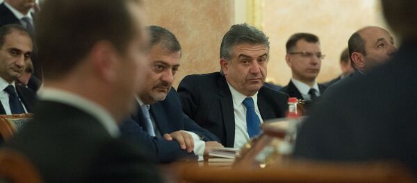 Евразийский межправительственный совет. Карен Карапетян и Ваче Габриелян Евразийский межправительственный совет. Карен Карапетян и Ваче Габриелян - Sputnik Армения