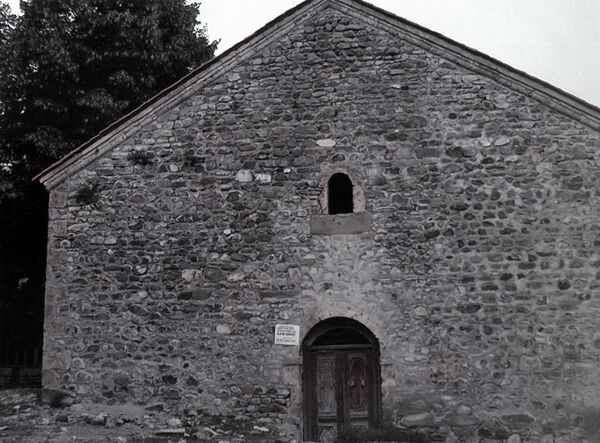 Армянская церков Сурб Аствацацин на территории Азербайджана Армянская церков Сурб Аствацацин на территории Азербайджана - Sputnik Армения