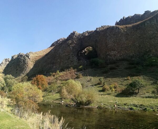 Զբոսաշրջիկները հիացած են. Հայաստանի հիասքանչ, սակայն քիչ ծանոթ 5 լավագույն վայրերը Զբոսաշրջիկները հիացած են. Հայաստանի հիասքանչ, սակայն քիչ ծանոթ 5 լավագույն վայրերը - Sputnik Արմենիա