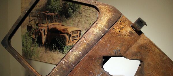 Выставка Ашота Авагяна, посвященная четырехдневной апрельской войне в Карабахе - Sputnik Армения