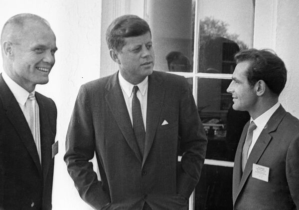 Джон Кеннеди, Герман Титов, Джон Гленн Джон Кеннеди, Герман Титов, Джон Гленн - Sputnik Արմենիա