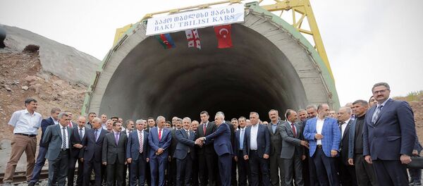 Строительство железной дороги Баку-Тбилиси-Карс Строительство железной дороги Баку-Тбилиси-Карс - Sputnik Армения