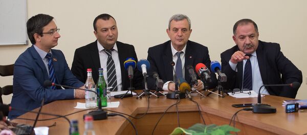 П/к Парламентской Ассамблеи Черноморского Экономического Сотрудничества. Геворг Георгисян, Ваге Энфиаджян, Гагик Минасян и Агван Варданян П/к Парламентской Ассамблеи Черноморского Экономического Сотрудничества. Геворг Георгисян, Ваге Энфиаджян, Гагик Минасян и Агван Варданян - Sputnik Արմենիա