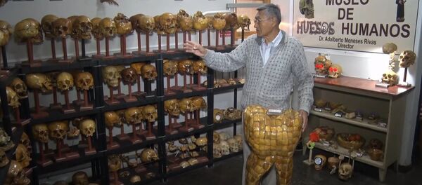 В Лиме врач делает поделки из человеческих костей В Лиме врач делает поделки из человеческих костей - Sputnik Армения