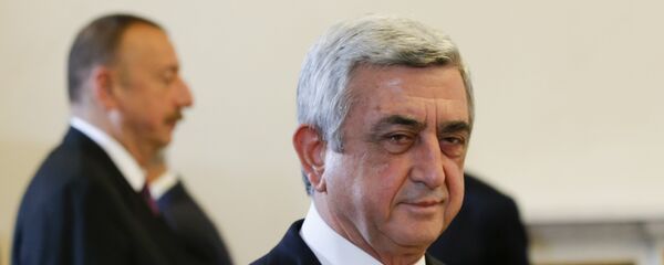 Серж Саргсян и Ильхам Алиев Серж Саргсян и Ильхам Алиев - Sputnik Армения