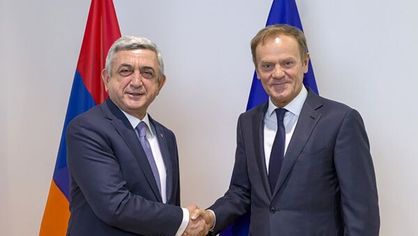 Президент Армении Серж Саргсян и президент ЕС Дональд Туск - Sputnik Արմենիա