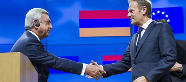 Президент Армении Серж Саргсян и президент ЕС Дональд Туск - Sputnik Армения