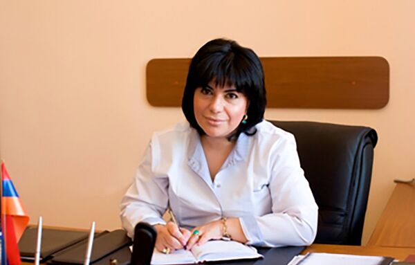 Машин Скорой помощи в Ереване стало больше, но дозвониться до службы все еще проблема - Sputnik Армения