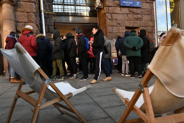 Старт продаж iPhone X начнется в России 3 ноября - Sputnik Армения