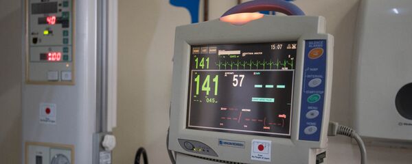 Медицинское оборудование в отделение детской реанимации - Sputnik Армения