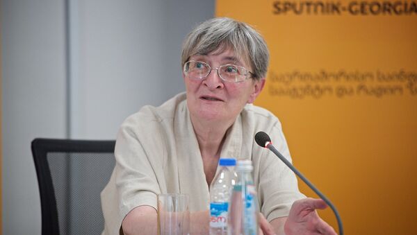 Эксперт-политолог Нана Девдариани - Sputnik Армения