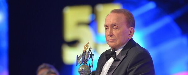 Президент РФ В. Путин на юбилейной игре КВН в Москве Президент РФ В. Путин на юбилейной игре КВН в Москве - Sputnik Армения