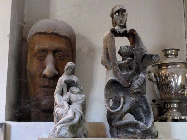Работы скульптора Завена Коштояна Работы скульптора Завена Коштояна - Sputnik Армения