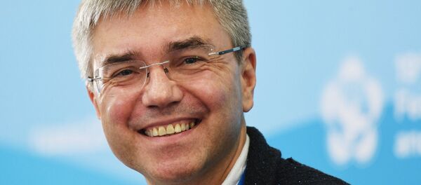 XIX Всемирный фестиваль молодежи и студентов. Заместитель Секретаря генерального совета партии Единая Россия, член комитета Государственной Думы РФ по информационной политике, информационным технологиям и связи Евгений Ревенкопрограмма XIX Всемирный фестиваль молодежи и студентов. Заместитель Секретаря генерального совета партии Единая Россия, член комитета Государственной Думы РФ по информационной политике, информационным технологиям и связи Евгений Ревенкопрограмма - Sputnik Армения