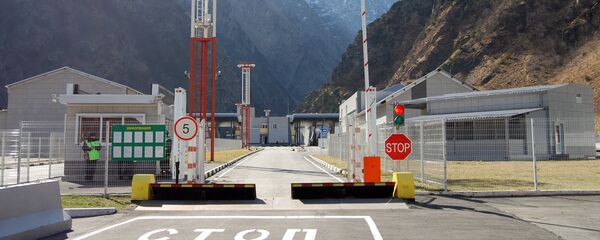 Автомобильный пункт пропуска Верхний Ларс открылся на грузино-российской границе - Sputnik Армения