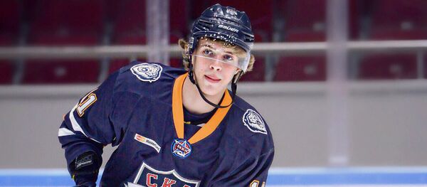 Хоккеист Алексей Полодян - Sputnik Армения