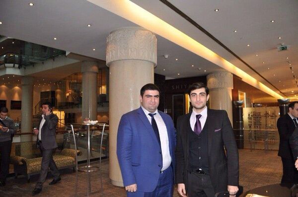 Президент и вице-президент Ассоциации армянской молодежи Москвы Андраник Овсепян и Эдмонд Багдасарян Президент и вице-президент Ассоциации армянской молодежи Москвы Андраник Овсепян и Эдмонд Багдасарян - Sputnik Армения