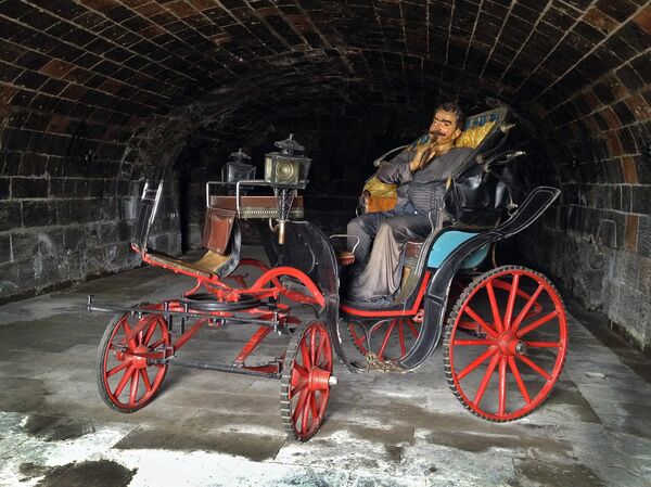 Գյումրու հայտնի փողադրամիջոցը` ֆայտոն Գյումրու հայտնի փողադրամիջոցը` ֆայտոն - Sputnik Արմենիա