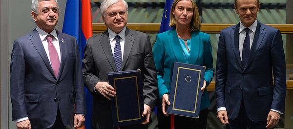 Армения подписала соглашение о всеобъемлющем и расширенном партнерстве с ЕС Армения подписала соглашение о всеобъемлющем и расширенном партнерстве с ЕС - Sputnik Արմենիա