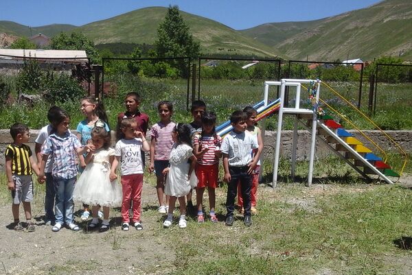 детская площадка Гюмри детская площадка Гюмри - Sputnik Արմենիա