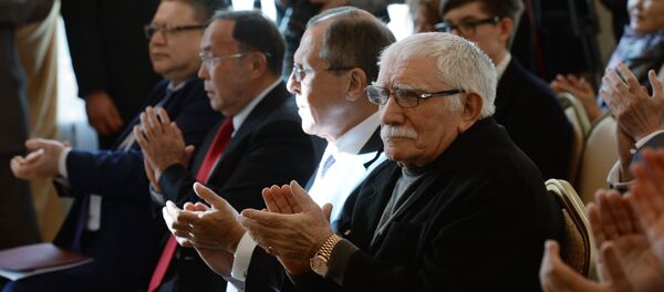 Армен Джигарханян на презентация книги С.Н. Плеханова Не шелковый путь Армен Джигарханян на презентация книги С.Н. Плеханова Не шелковый путь - Sputnik Արմենիա