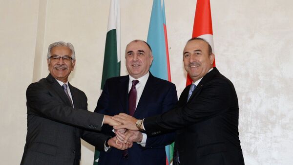 Трехсторонняя встреча глав МИД Азербайджана, Турции и Пакистана - Sputnik Արմենիա