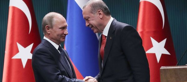 Рукопожатие президентов России В.Путина и Турции Р.Эрдогана после совместной пресс-конференции /28 сентября 2017/. Анкара, Турция. Рукопожатие президентов России В.Путина и Турции Р.Эрдогана после совместной пресс-конференции /28 сентября 2017/. Анкара, Турция. - Sputnik Արմենիա