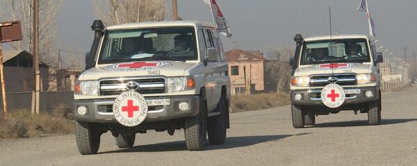 Армянская сторона при посредничестве Международного комитета Красного Креста передает труп сбежавшего азербаджанского капитана /28 ноября 2017г/. Армяно-Азербайджанская граница Армянская сторона при посредничестве Международного комитета Красного Креста передает труп сбежавшего азербаджанского капитана /28 ноября 2017г/. Армяно-Азербайджанская граница - Sputnik Արմենիա