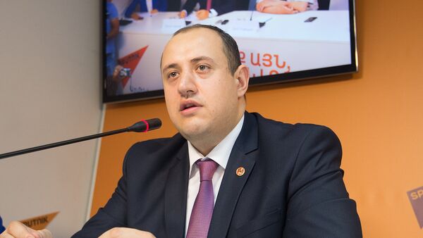 Мигран Акопян - Sputnik Արմենիա